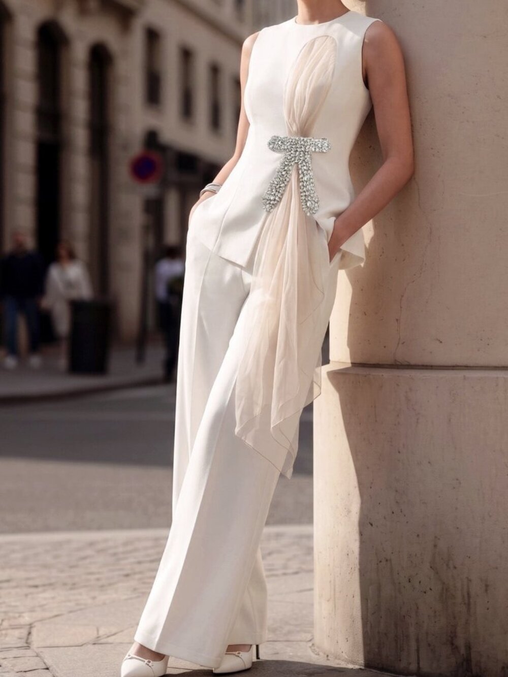 White Elegant Women's Rhinestone Bow Camisole Top & Pants Set